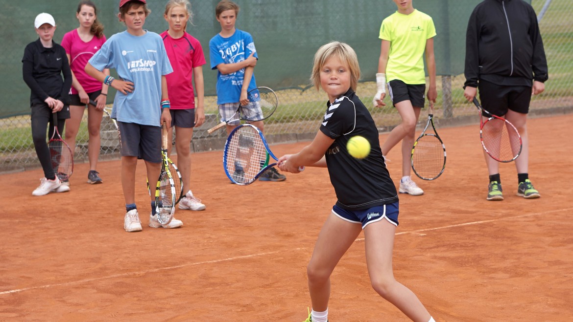 Tennissportens dag – frivillig?