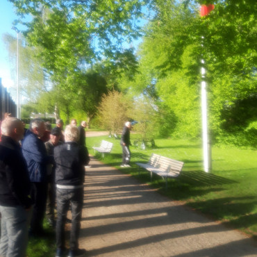 Standerhejsning fandt sted den 2. maj